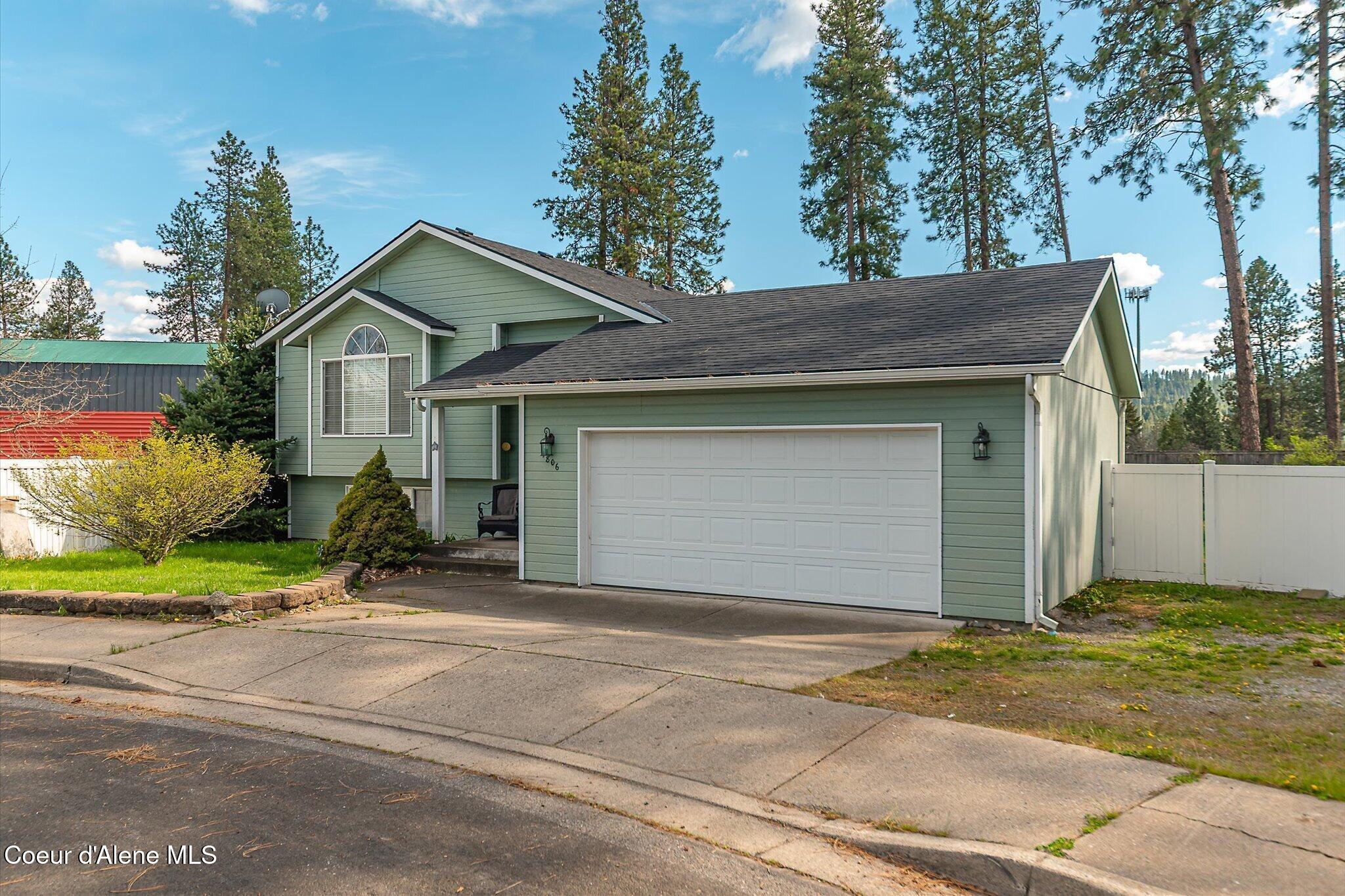 4806 Woodside