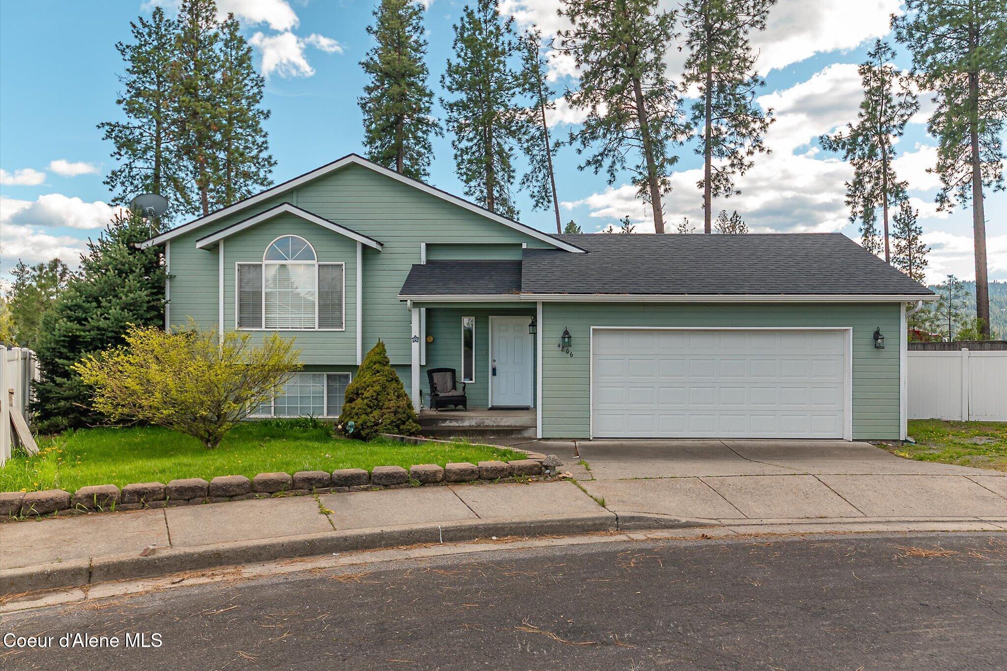 4806 Woodside