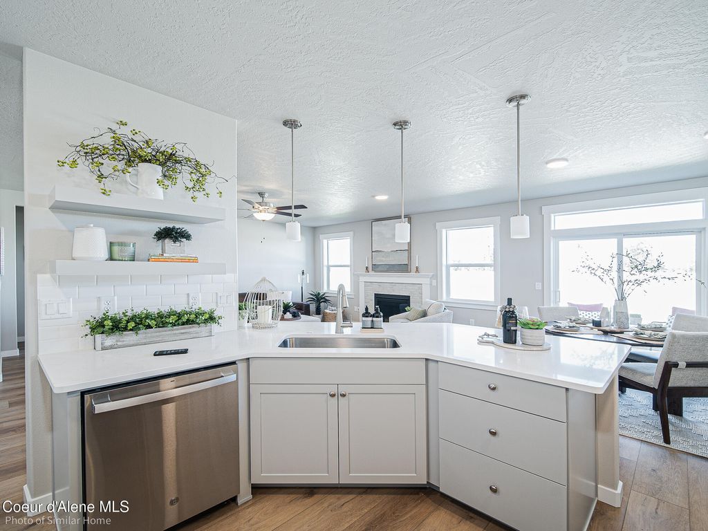 Photo of 1472 McKelvy, Post Falls, ID 83854 (MLS # 25-11564)