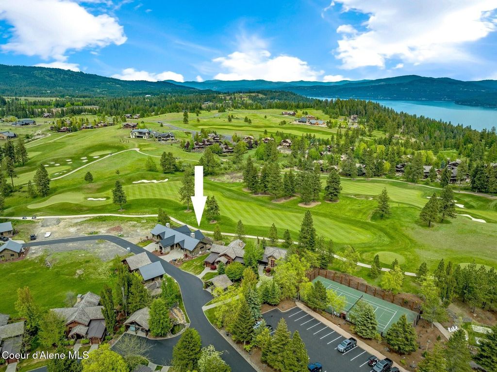 Photo of 18002 KIMBERLITE Dr #35, Coeur dAlene, ID 83814 (MLS # 25-1523)