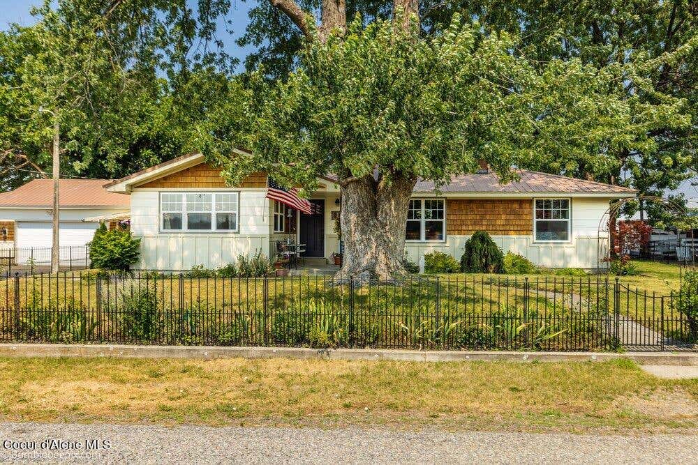 Photo of 2763 Hargrave AVE, Post Falls, ID 83854 (MLS # 26-7853)