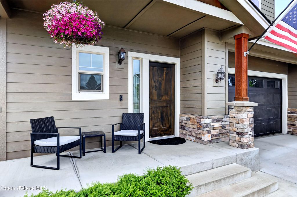 Photo of 6607 Idlewood Dr, Coeur dAlene, ID 83815 (MLS # 26-4740)