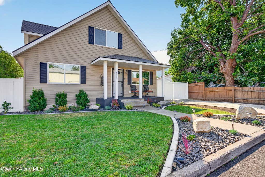 Photo of 2908 11TH St, Coeur dAlene, ID 83815 (MLS # 26-8336)
