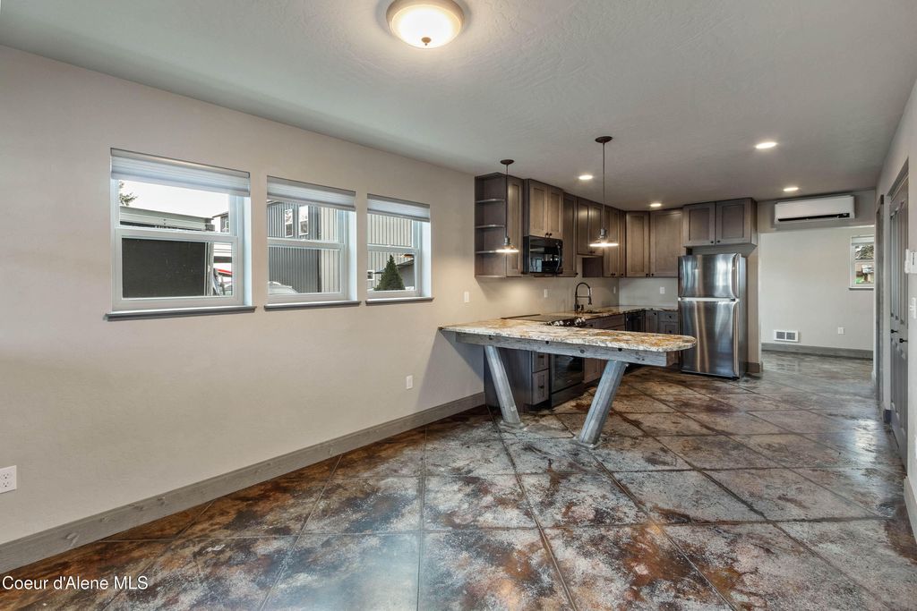 Photo of 1107 Spruce St, Sandpoint, ID 83864 (MLS # 26-2222)