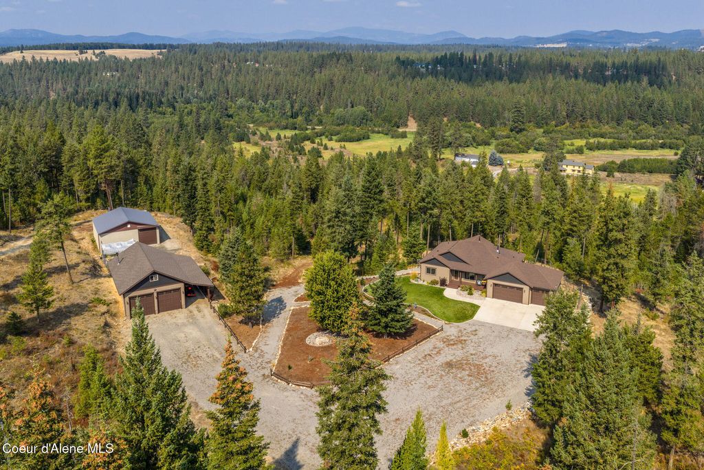 Photo of 36120 Milan Elk Rd, Chattaroy, WA 99003 (MLS # 25-9674)