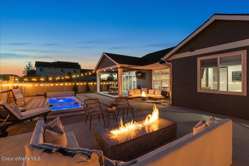 Photo of 4332 ENCLAVE Way, Coeur dAlene, ID 83815 (MLS # 25-9584)