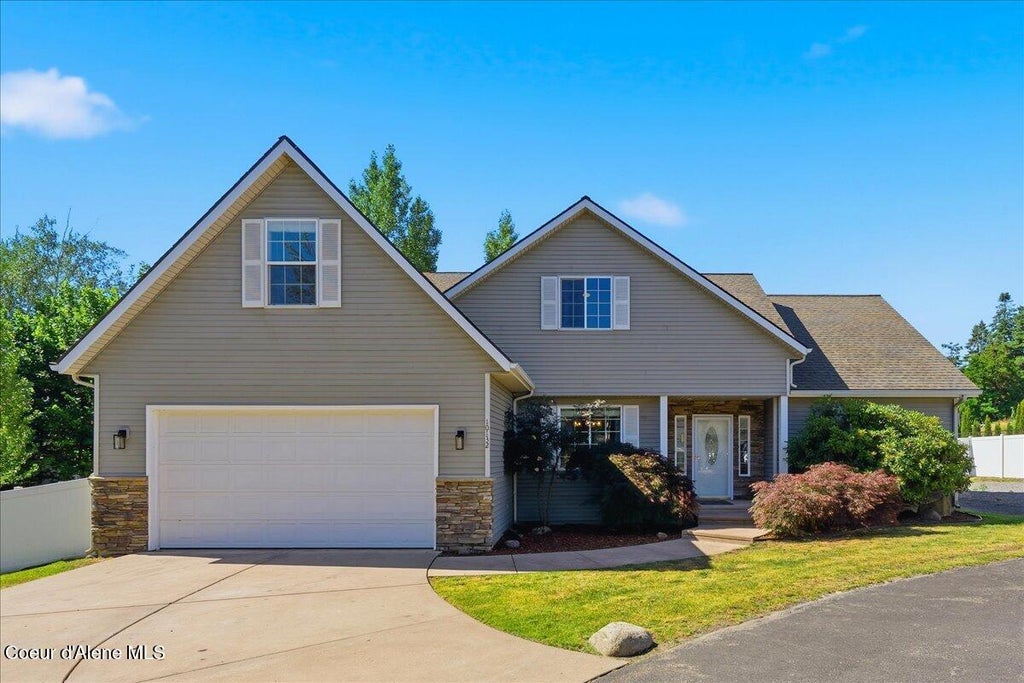 Photo of 10132 Zack CT, Hayden, ID 83835 (MLS # 26-10479)