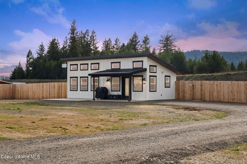 Photo of 100 Omaha Way, Sagle, ID 83860 (MLS # 26-3497)