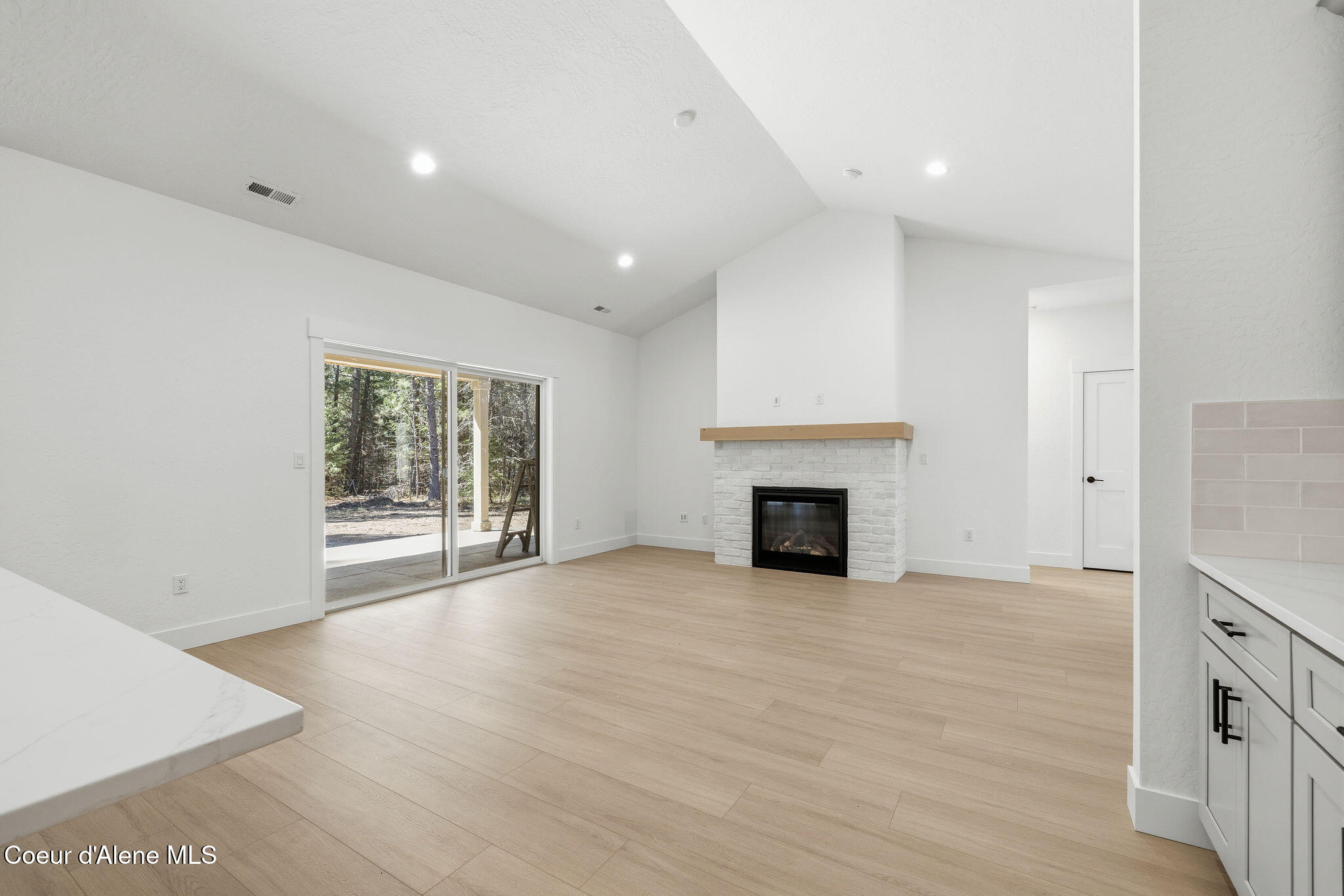 7705 Howard