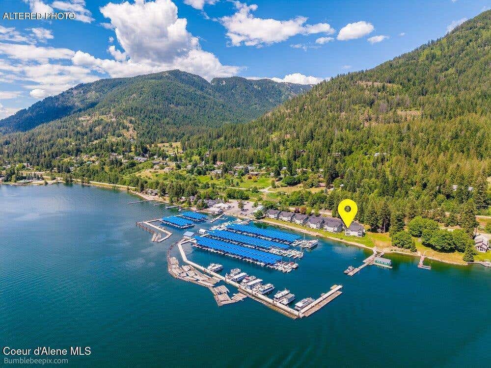 Photo of 46700 Highway 200 #103, Hope, ID 83836 (MLS # 26-6383)