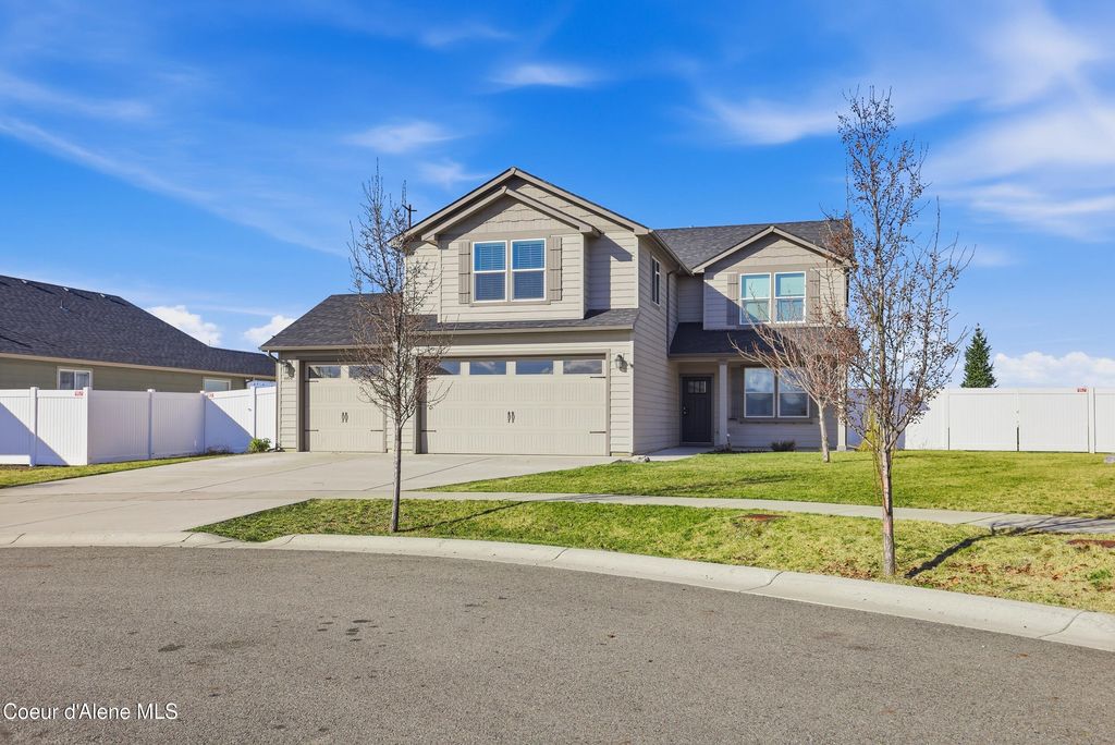 Photo of 6456 Irish Cir, Rathdrum, ID 83858 (MLS # 26-2108)