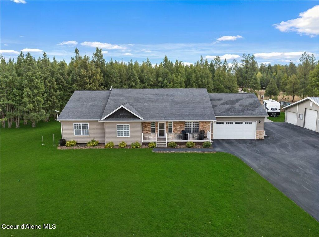 Photo of 9537 PARKS Rd, Athol, ID 83801 (MLS # 25-9583)