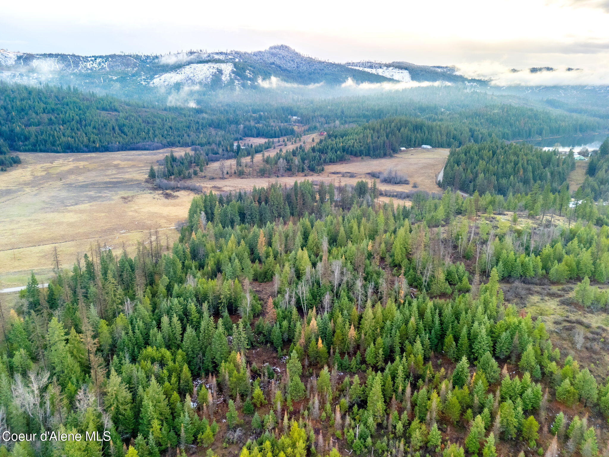 NNA 10 AC Jewel Lake, Sagle, Idaho image 30