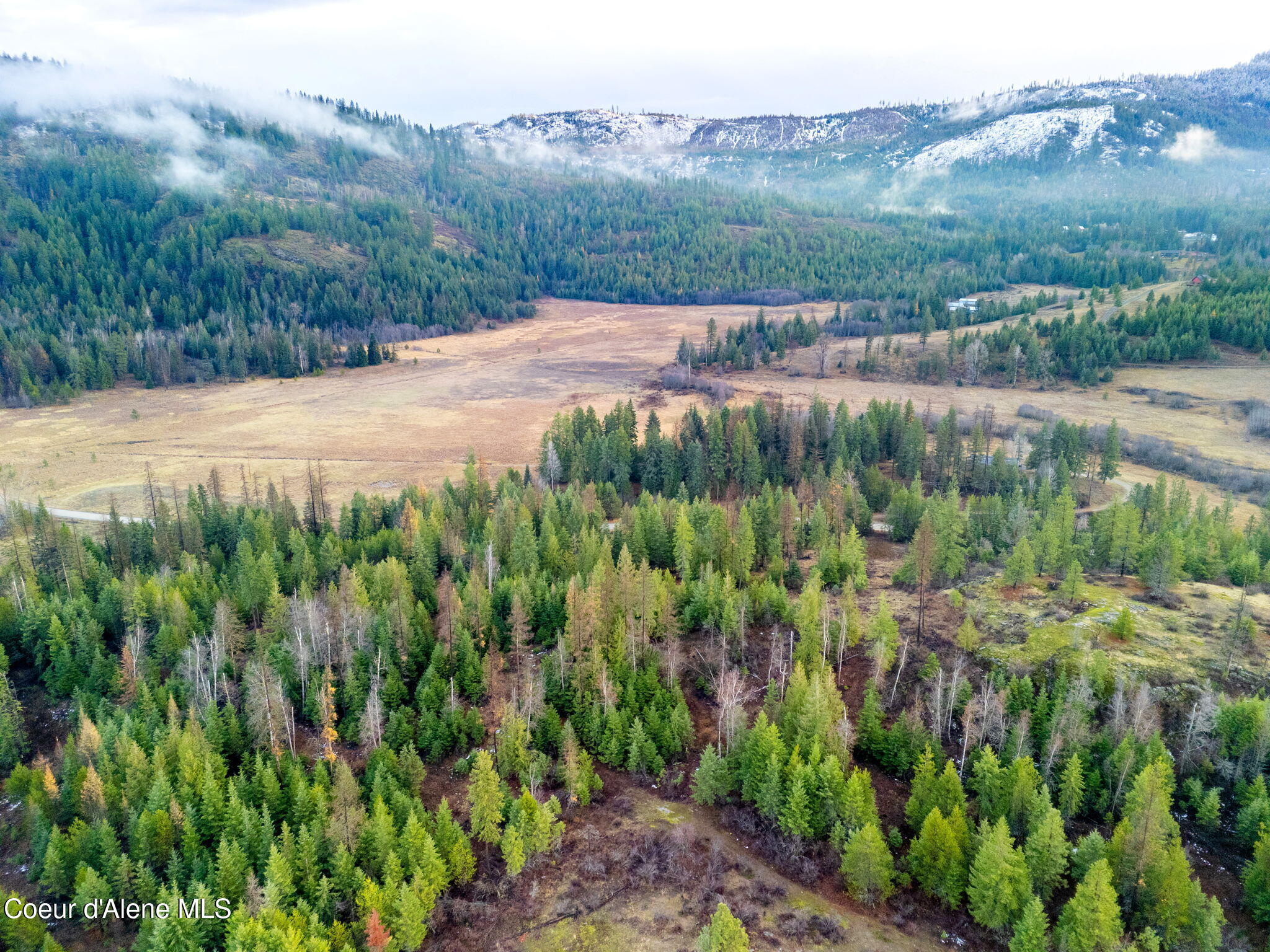 NNA 10 AC Jewel Lake, Sagle, Idaho image 32