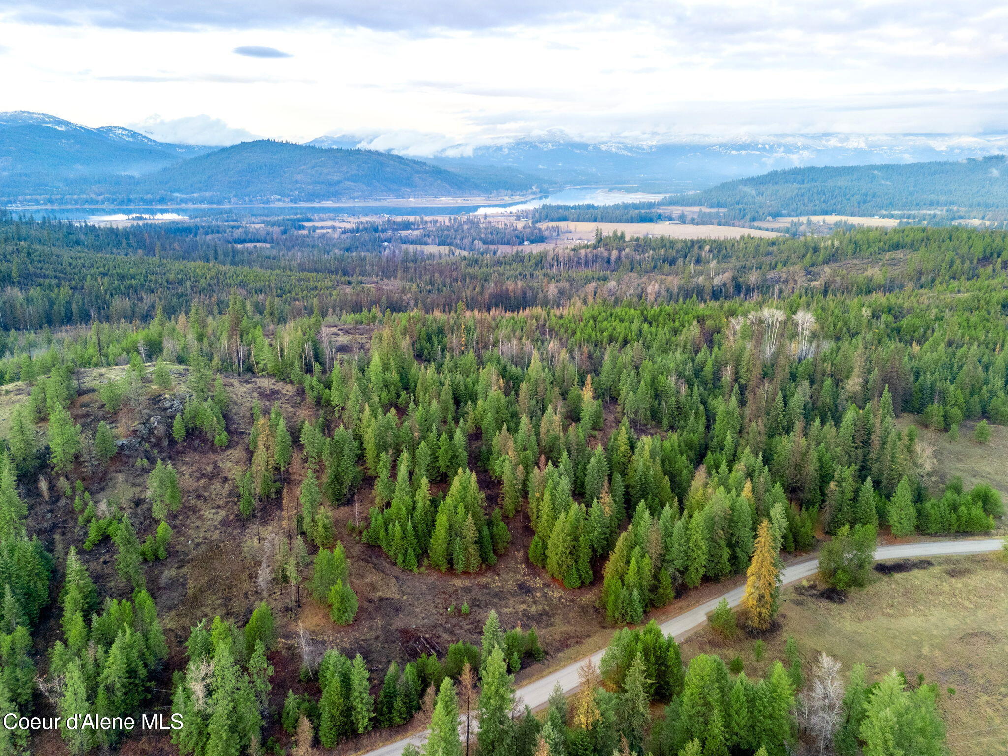 NNA 10 AC Jewel Lake, Sagle, Idaho image 36