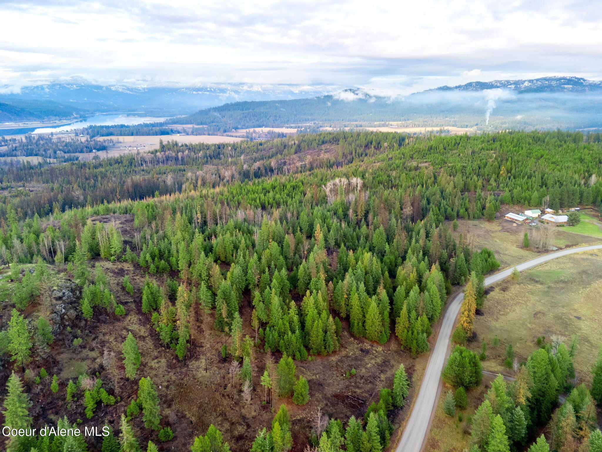 NNA 10 AC Jewel Lake, Sagle, Idaho image 35