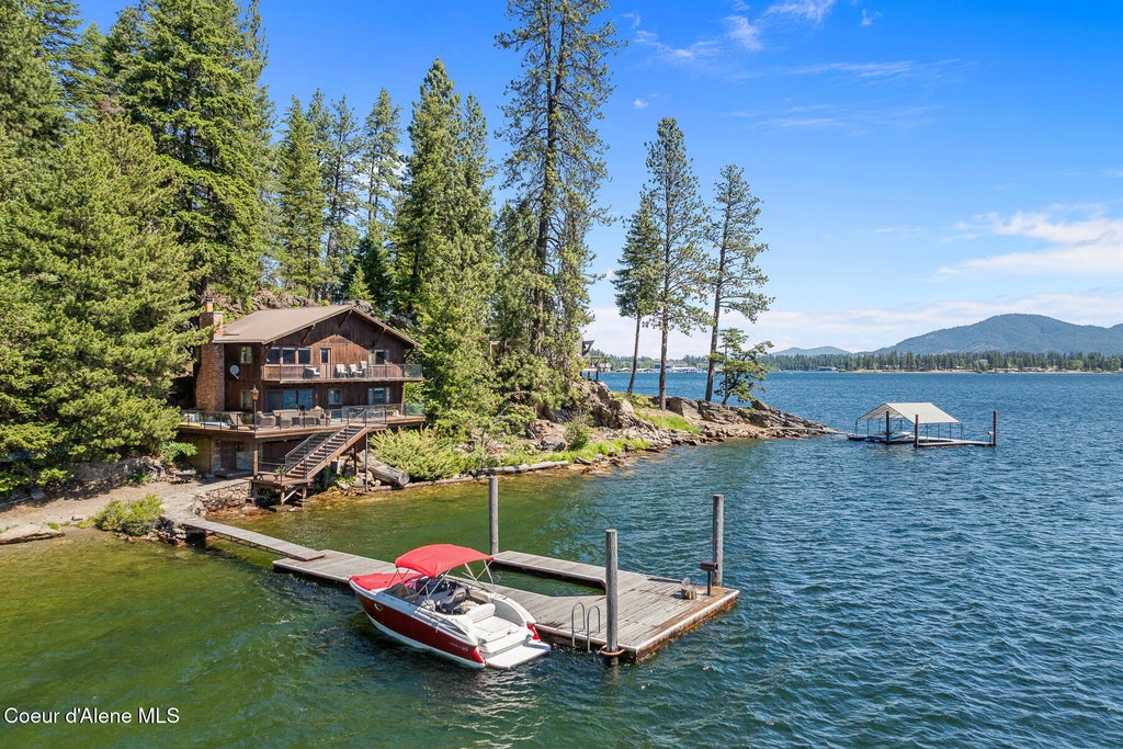 Photo of 8245 Coeur D Alene Lake Lake, Coeur dAlene, ID 83814 (MLS # 26-6144)