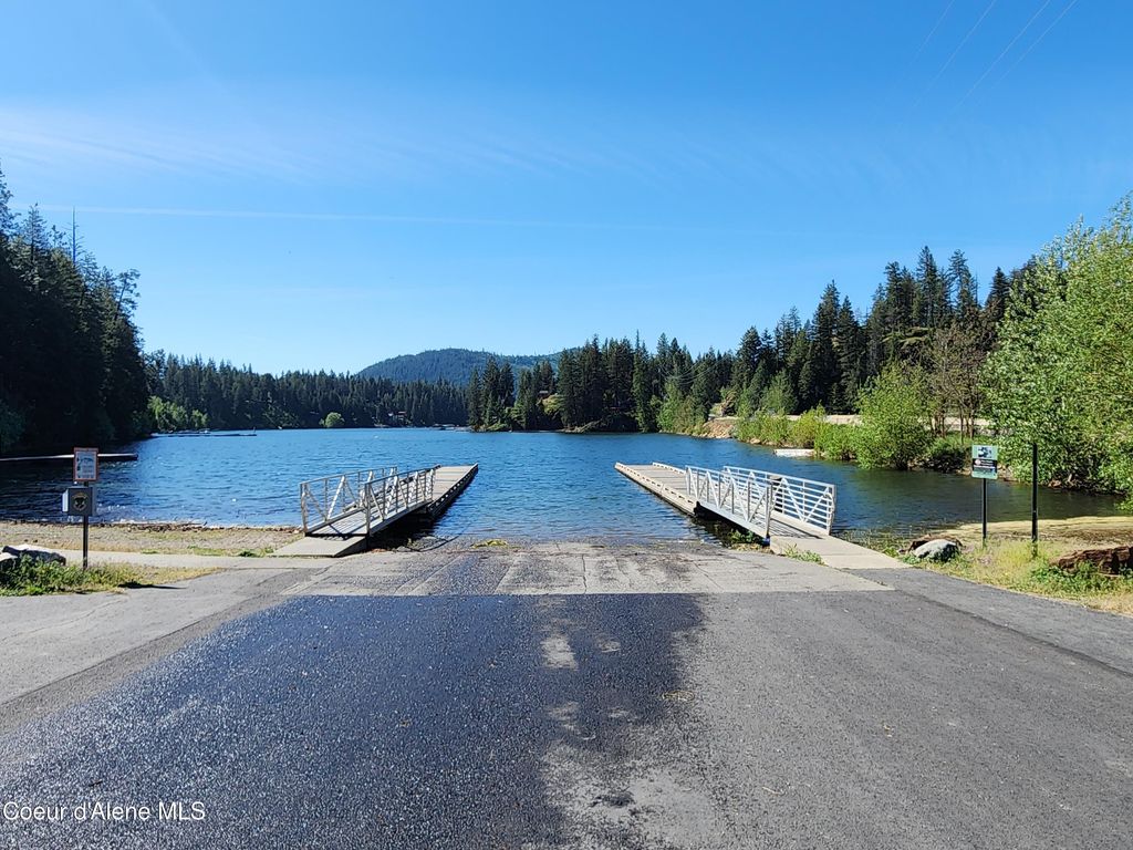 Photo of 6228 Washington St, Spirit Lake, ID 83869 (MLS # 26-4720)