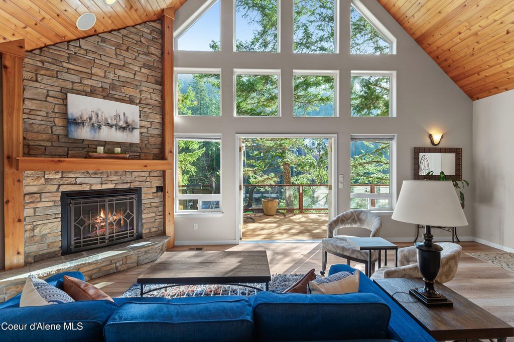 Photo of 8677 Rhapsody Ln, Hayden, ID 83835 (MLS # 26-1694)