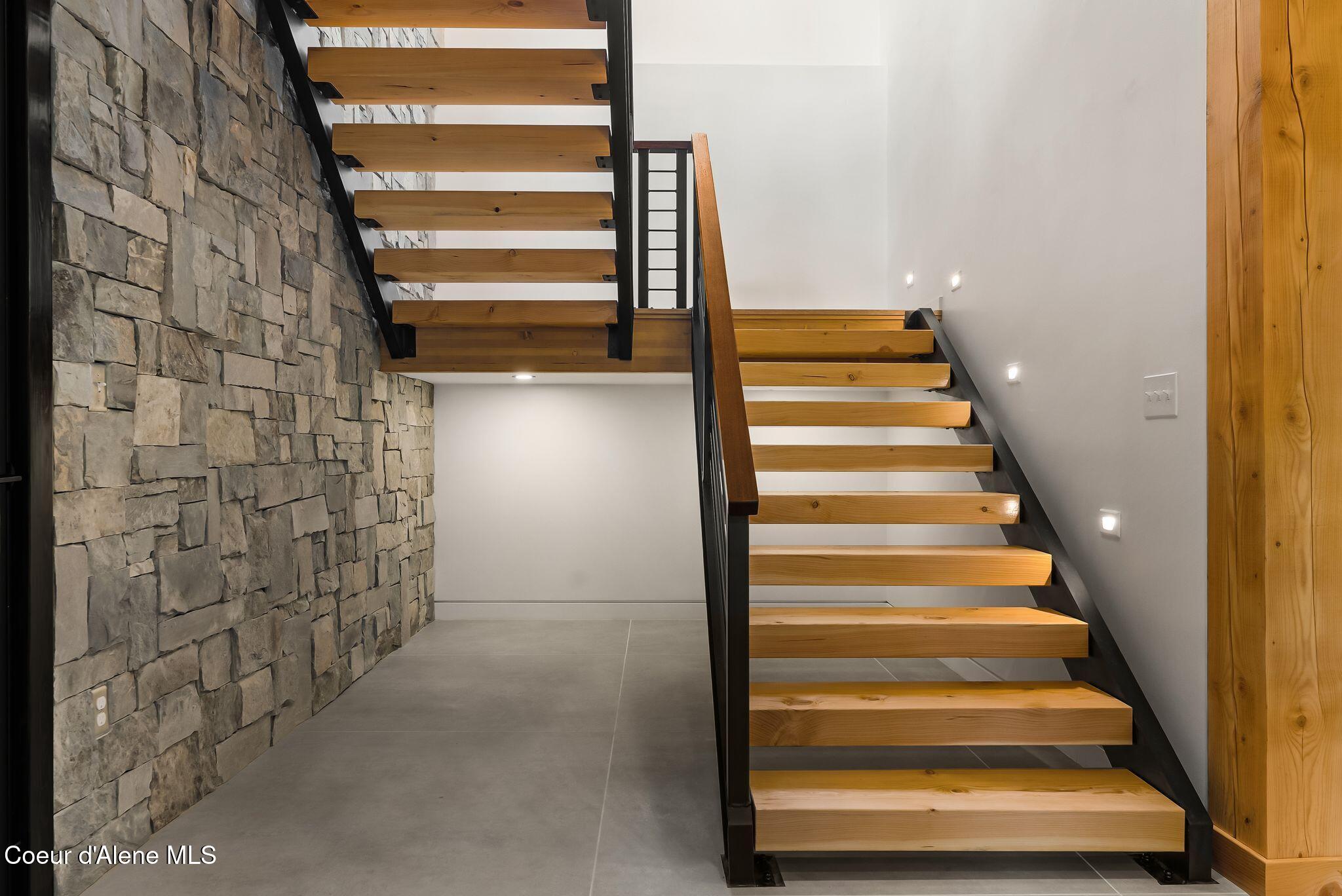 292 Fairway View