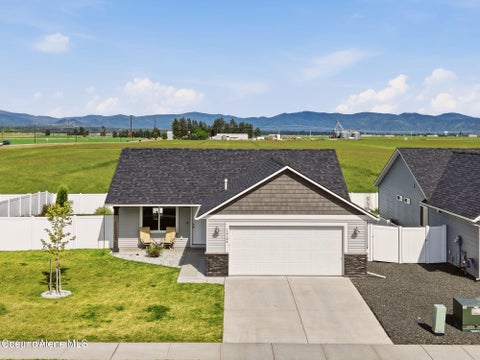 Homes For Sale - 12704 Cavanaugh Dr<br/> Rathdrum, ID 83858