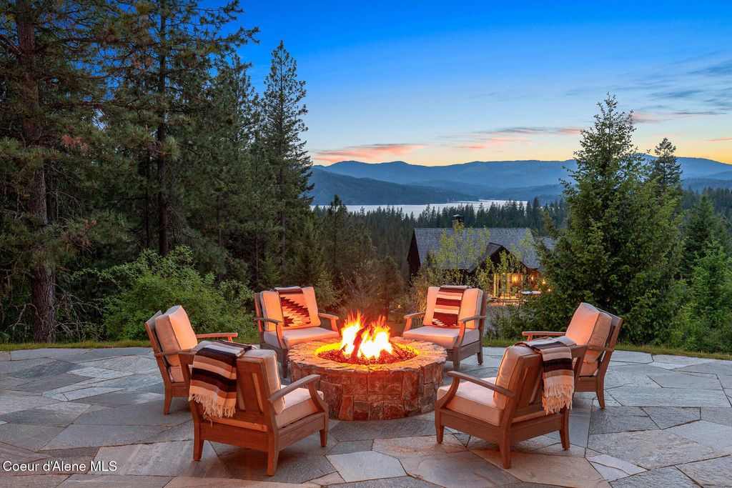 Photo of 7783 Buckrail Rd, Harrison, ID 83833 (MLS # 26-2191)