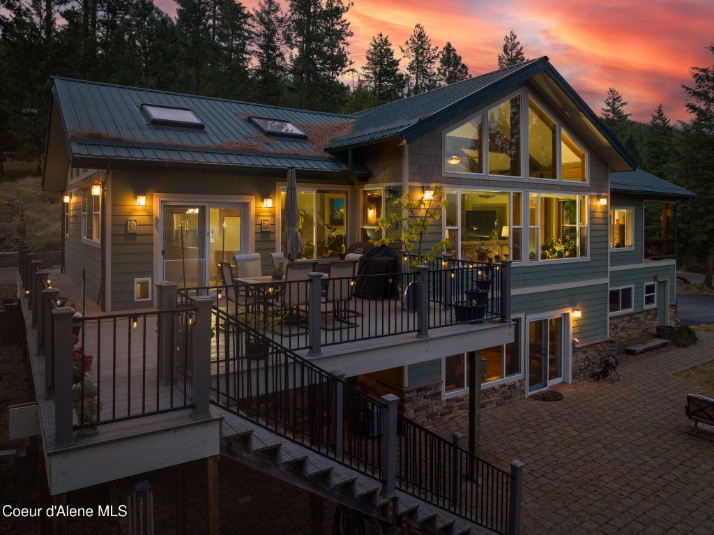Photo of 1611 Round Lake Lake, St. Maries, ID 83861 (MLS # 26-10235)