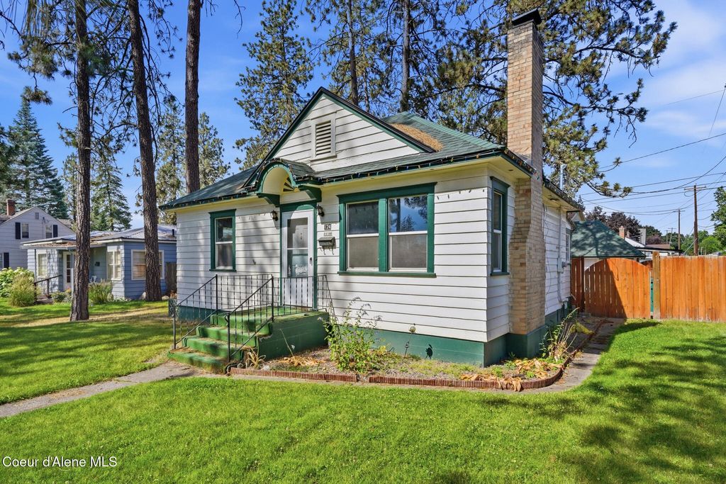 Photo of 124 4th, Cheney, WA 99004 (MLS # 26-7103)
