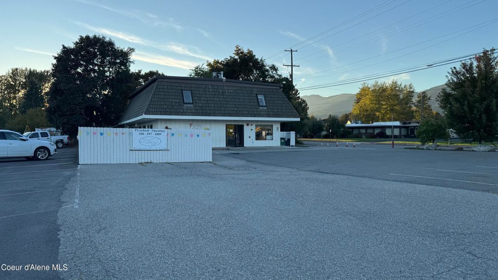 Photo of 102 Division, Sandpoint, ID 83864 (MLS # 25-9795)