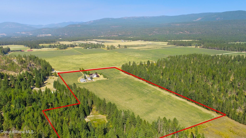 Photo of 576 Turner Hill Hill, Bonners Ferry, ID 83805 (MLS # 26-9233)