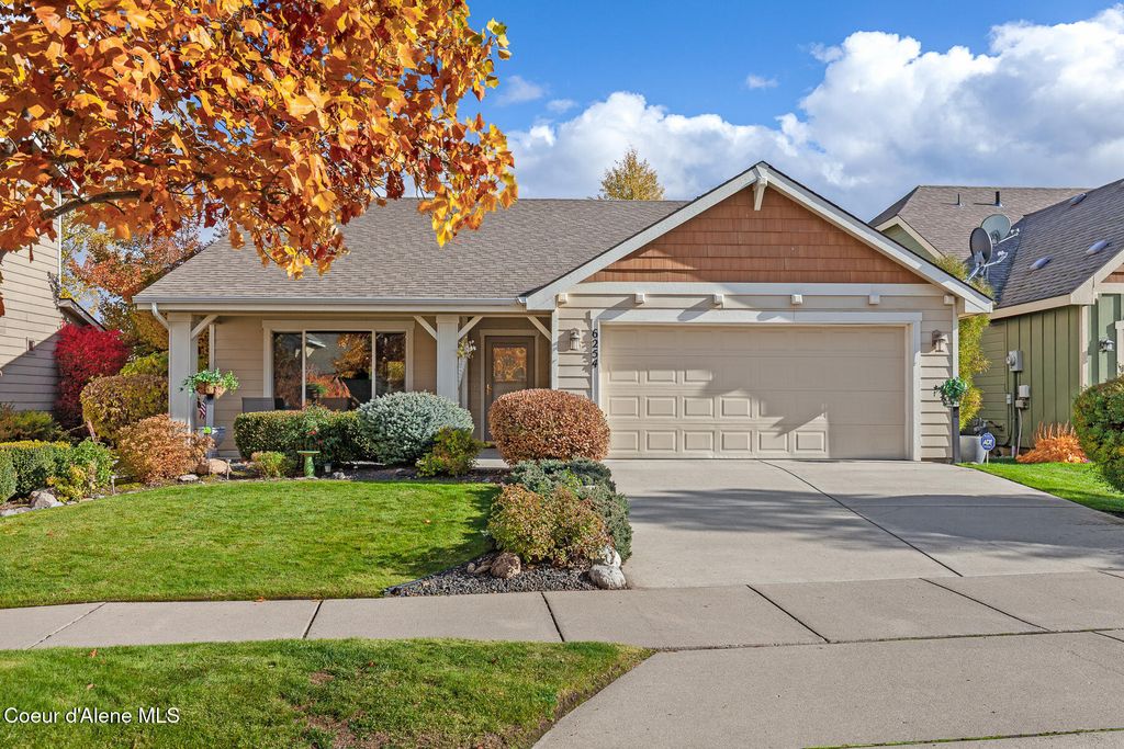 Photo of 6254 CORNWALL St, Coeur dAlene, ID 83815 (MLS # 25-10667)