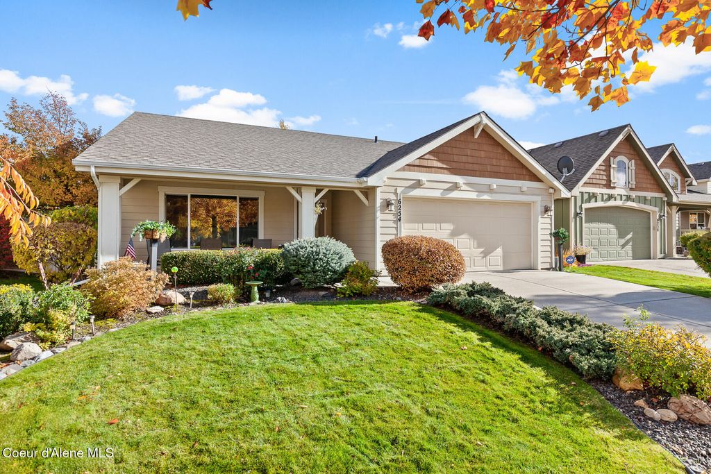 Photo of 6254 CORNWALL St, Coeur dAlene, ID 83815 (MLS # 25-10667)