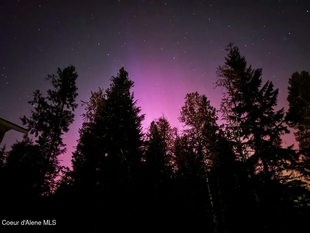 Photo of 2727 Selkirk Rd, Sandpoint, ID 83864 (MLS # 26-1355)