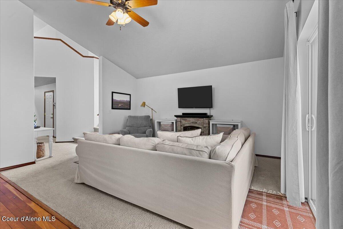 7664 N Joanna Dr, Coeur d'Alene, Idaho image 13