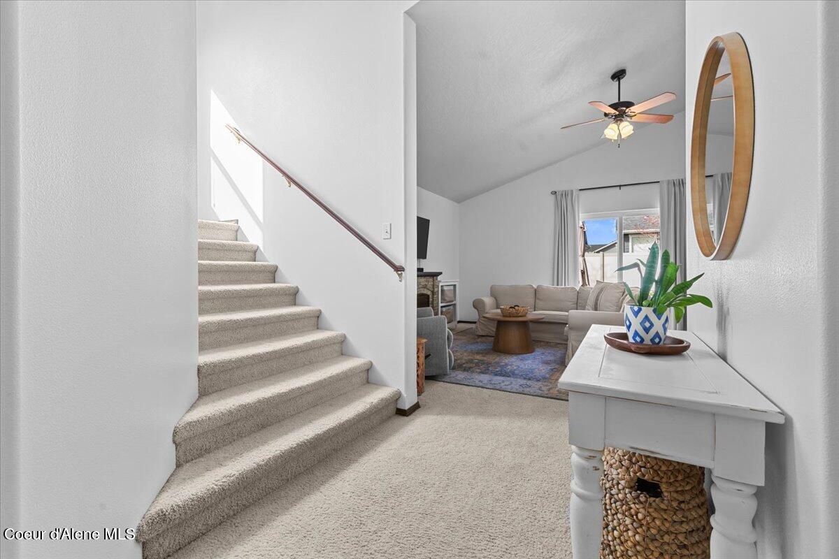 7664 N Joanna Dr, Coeur d'Alene, Idaho image 11