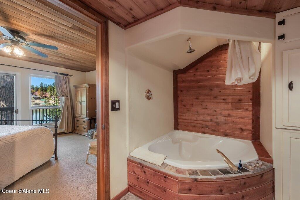 7225 W Otter Bay Rd, Coeur d'Alene, Alaska image 46