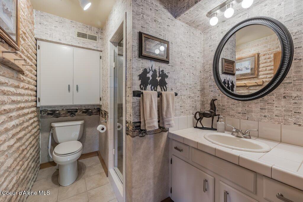 7225 W Otter Bay Rd, Coeur d'Alene, Alaska image 49