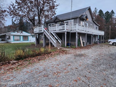 Photo of 40483 Riverview Dr, Cataldo, ID 83810 (MLS # 25-11237)