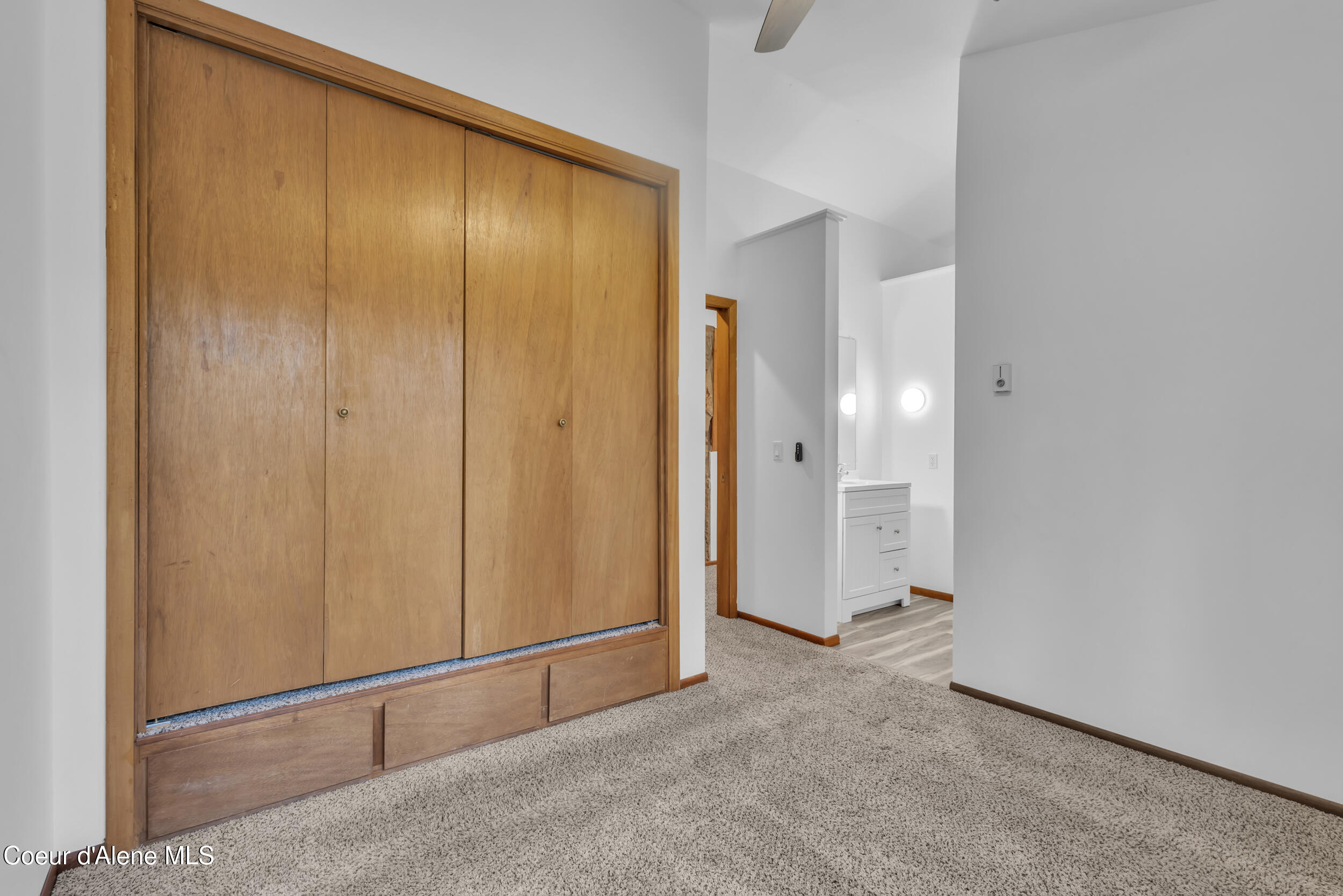 3010 RIVERCREST