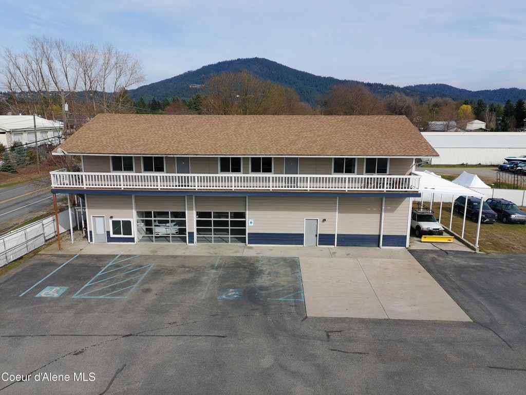 Photo of 108 Hanley Ave, Dalton Gardens, ID 83815 (MLS # 26-3973)