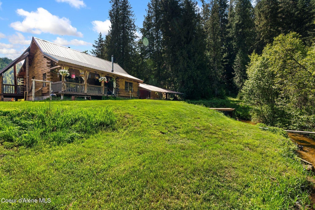 Photo of 2502 Greenhood RD, Priest River, ID 83856 (MLS # 26-9945)