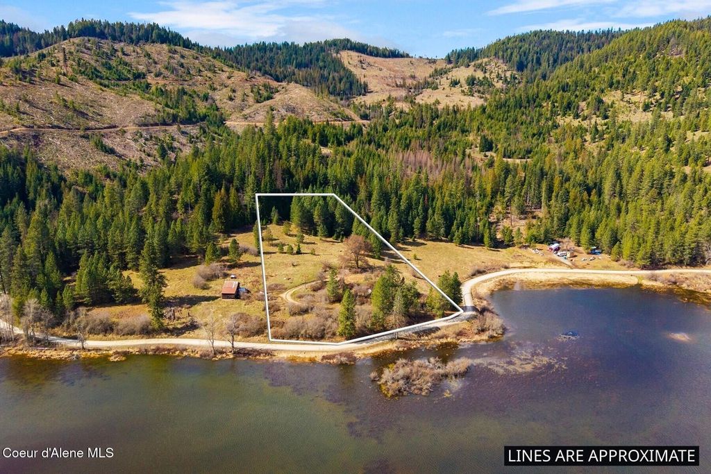 Photo of 23203 Killarney Lake Lake, Cataldo, ID 83810 (MLS # 26-3283)