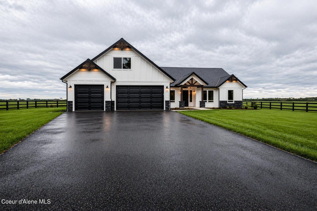 Photo of 1533 Remmick, Hayden, ID 83835 (MLS # 26-10233)