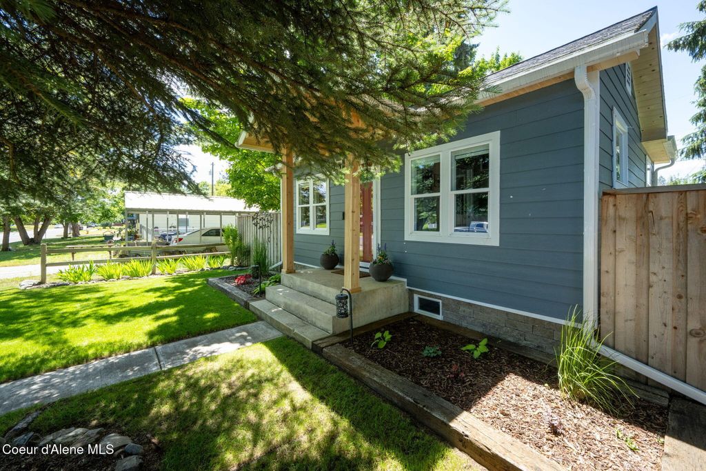 Photo of 1411 10th ST, Coeur dAlene, ID 83814 (MLS # 26-6325)