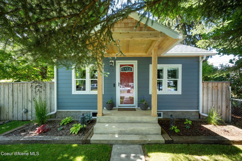 Photo of 1411 10th ST, Coeur dAlene, ID 83814 (MLS # 26-6325)