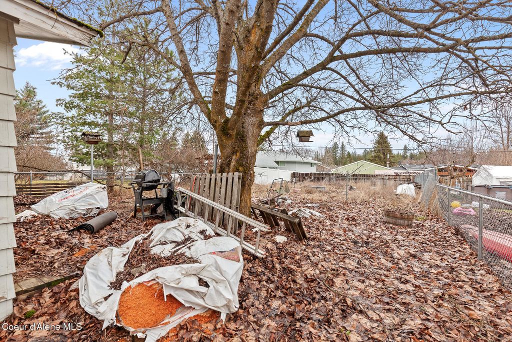 Photo of 8961 Patrick Dr, Coeur dAlene, ID 83814 (MLS # 26-276)