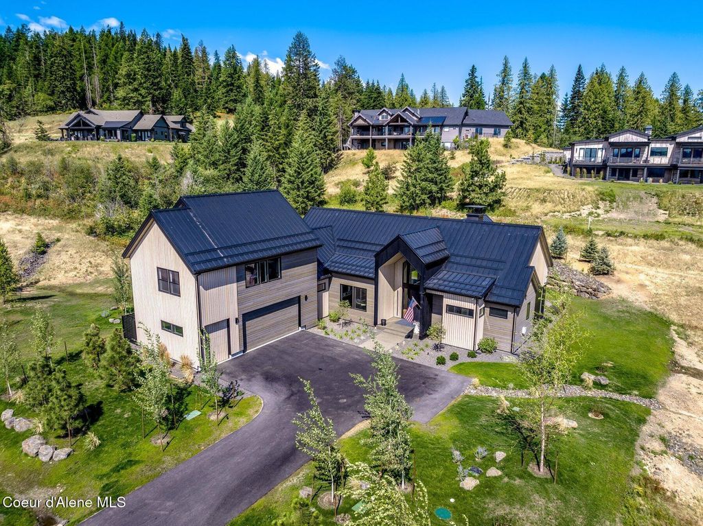 Photo of 15304 CHALONE Dr, Coeur dAlene, ID 83814 (MLS # 25-7683)