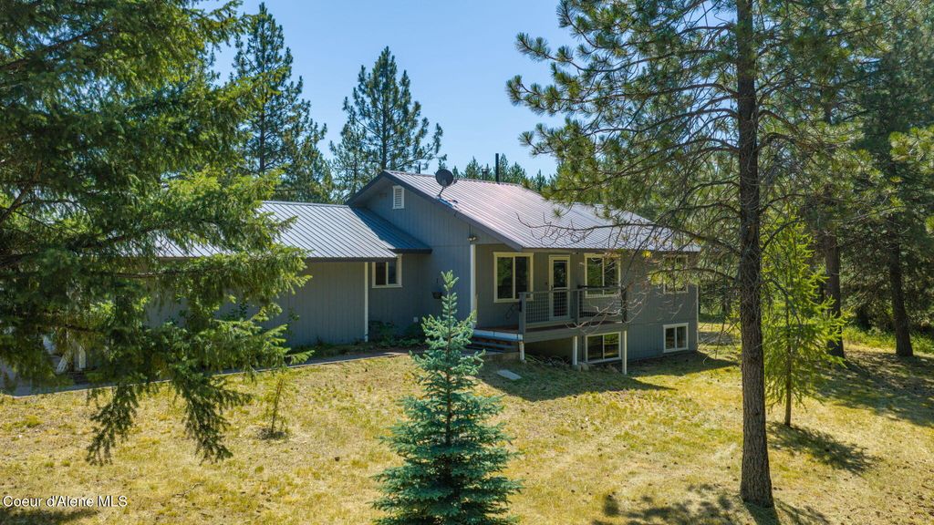Photo of 33250 Tahoe DR, Spirit Lake, ID 83869 (MLS # 26-7129)