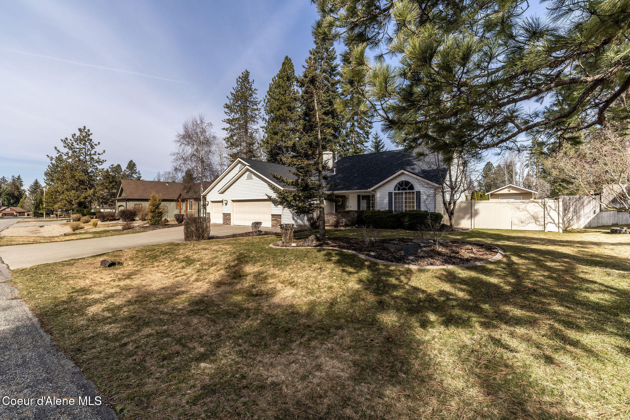 1531 E Twistwood Dr, Hayden, Idaho image 3