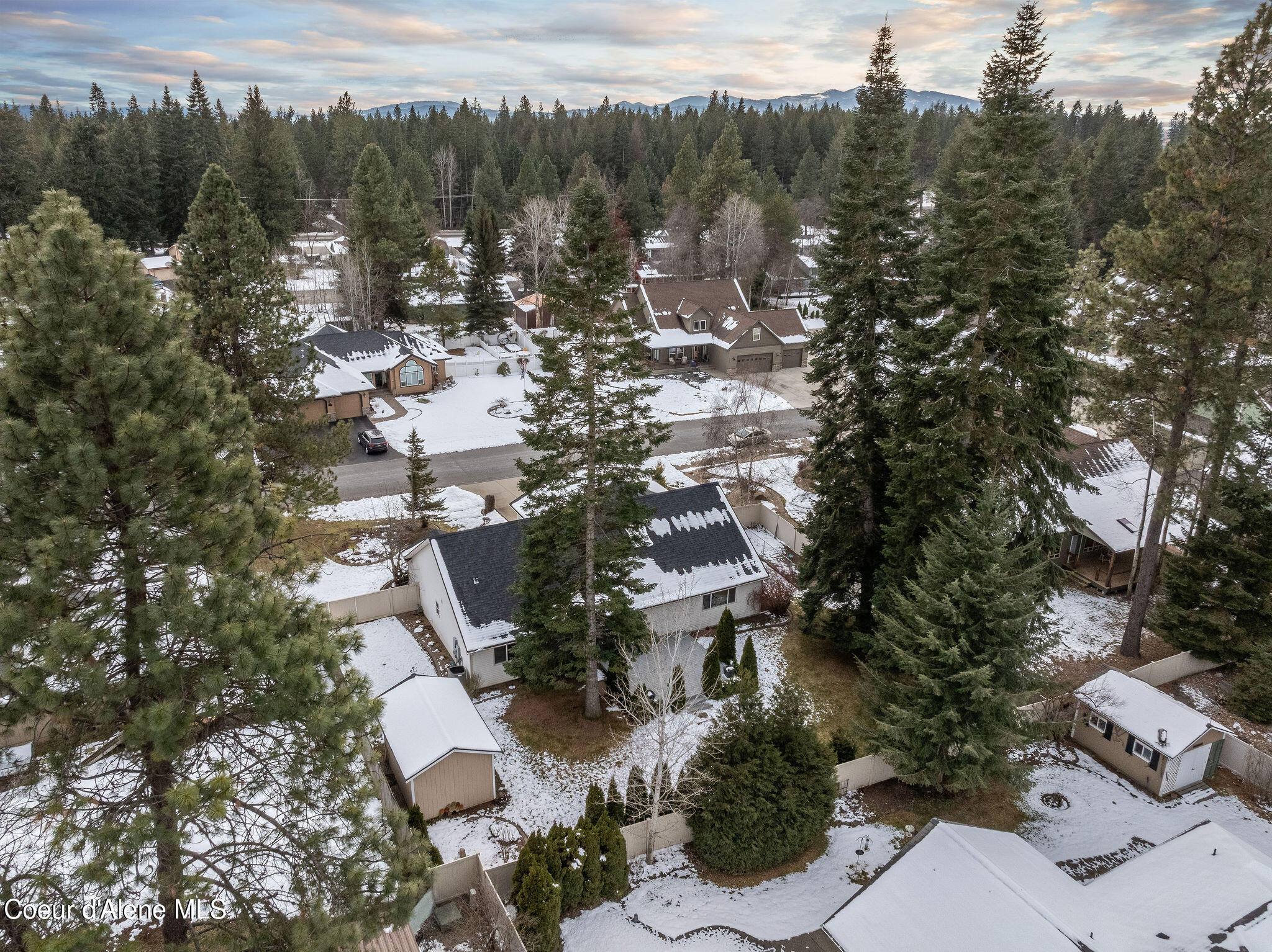 1531 E Twistwood Dr, Hayden, Idaho image 49